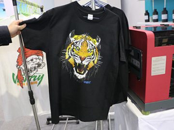 Хар футболк дэлгэц